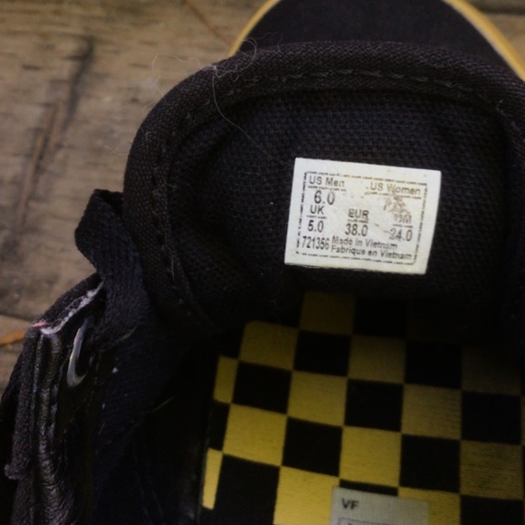 Vans x Harry Potter Golden Snitch Sneakers Mens size 6, Womens 7.5 - Picture 7 of 7